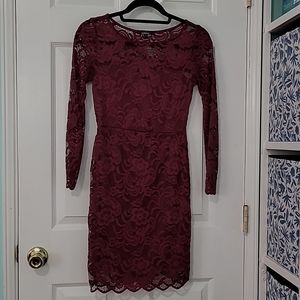 Red/Wine Dress Lace Body-con  S